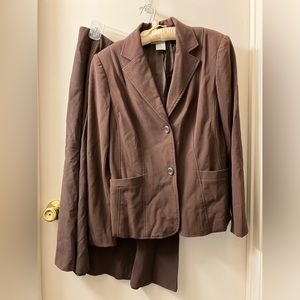 Women’s 2 Piece Suit- Chocolate Brown